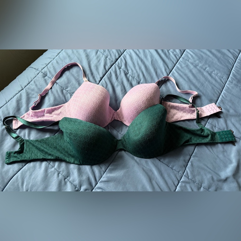 Victoria's Secret Pink and Green Bra Set